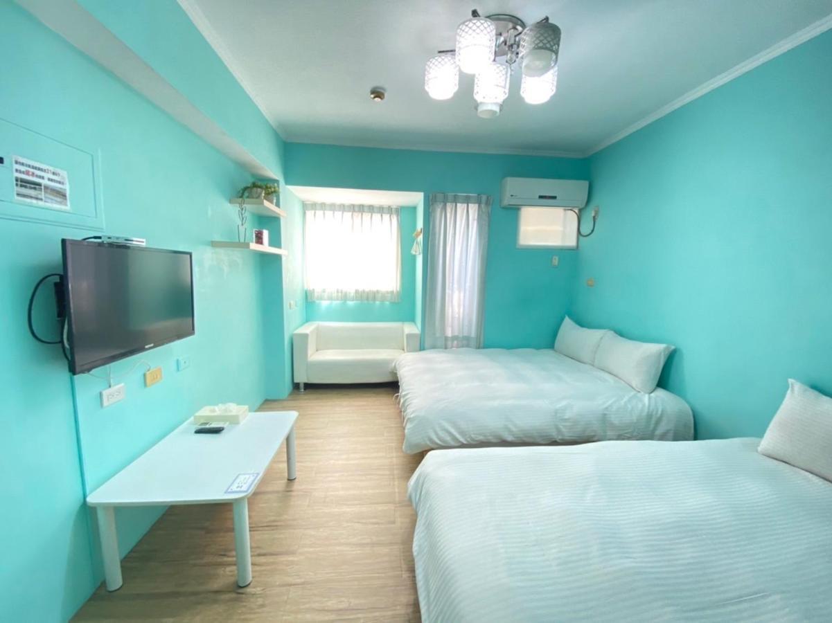 Апартаменты Fj Minihouse Тайчжун Экстерьер фото