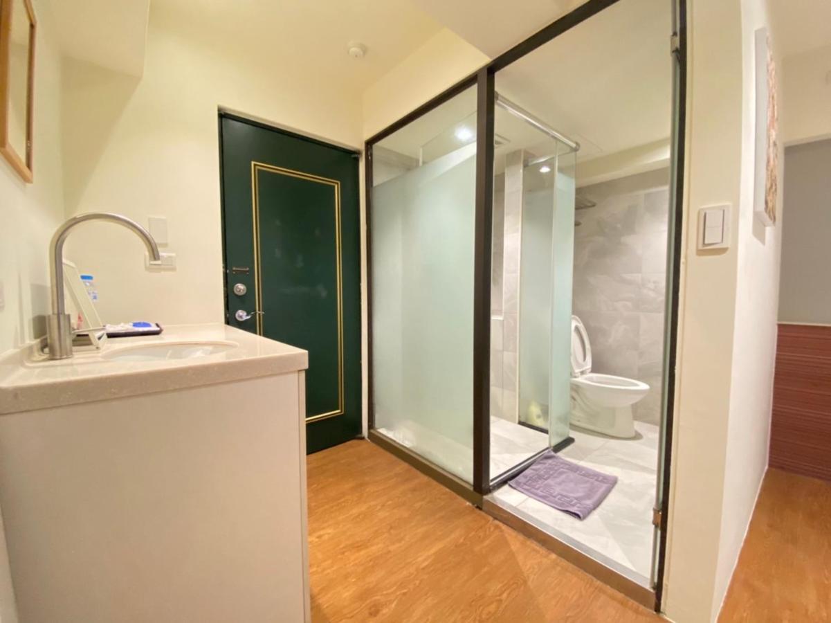 Апартаменты Fj Minihouse Тайчжун Экстерьер фото
